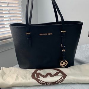 Michael Kors Jet Set Travel Small Leather Tote